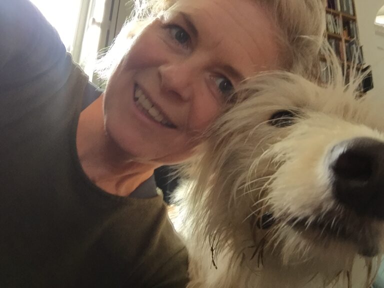 Alicia O'Keeffe with her dog